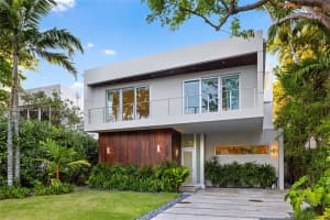 4039 Ventura Ave Miami, FL 33133 - MLS#A11787688