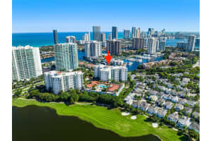 19900 E Country Club Dr APT 310, Aventura, FL 33180, - MLS#A11787702