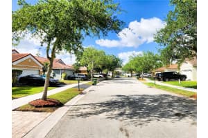 785 Falling Water Rd, Weston, FL 33326, Sold 07/14/25