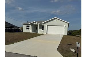 1062 Jay Ct, La Belle