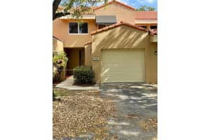 580 N University Dr, Plantation, FL 33324, Sold 06/24/25