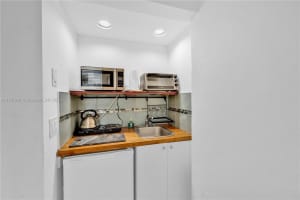 255 W 24th St 136 Miami Beach, FL 33140 - MLS#A11787991