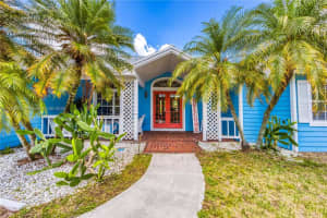 146 Ne Blueberry Lane, Jensen Beach