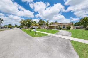 702 Sw 79th Ave North Lauderdale, FL 33068 - MLS#A11788052