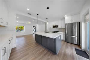 1000 Plover Ave, Miami Springs, FL 33166, Sold 07/03/25
