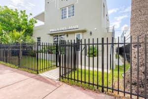 1020 6th St, Miami Beach