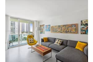 19390 Collins Ave APT 706, Sunny Isles Beach, FL 33160, Sold 09/22/25
