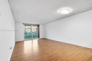 6980 NW 186th St, Hialeah, FL 33015, Sold 05/16/25