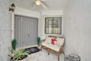 236 Par Dr, Royal Palm Beach, FL 33411 Sold 10/27/25