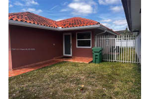 880 NW 133rd Ave, Miami, FL 33182, Sold 06/12/25