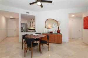 715 Crandon Blvd APT 306, Key Biscayne, FL 33149, - MLS#A11788222