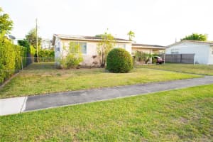 8440 SW 27th Terrace, Miami, FL 33155, Sold 05/19/25