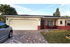 10935 Gable St, Boca Raton