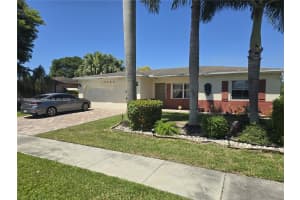 10935 Gable St Boca Raton, FL 33428 - MLS#A11788250