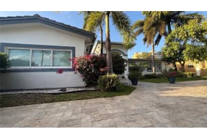 2105 Arch Creek Dr, North Miami, FL 33181 - MLS#A11788324