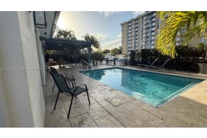 2105 Arch Creek Dr, North Miami, FL 33181 - MLS#A11788324