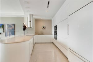 450 Alton Rd APT 4104, Miami Beach, FL 33139, Sold 08/15/25