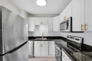 2555 Ne 11th St 808 Fort Lauderdale, FL 33304 - MLS#A11788341