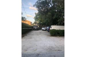2231 Sw 57th Ct, Miami