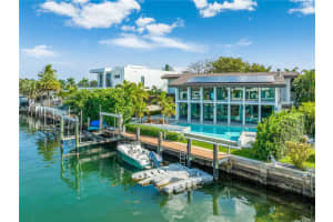 2055 NE 120th Rd, North Miami, FL 33181, Sold 05/30/25