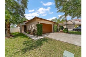 17920 NW 19th St, Pembroke Pines, FL 33029, Sold 06/18/25