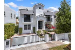 3025 Sw 13th St, Miami
