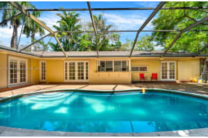 17737 SW 86th Ave, Palmetto Bay, FL 33157, Sold 07/28/25