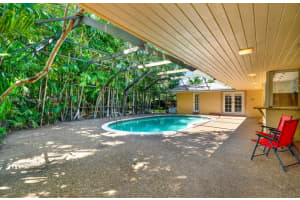 17737 SW 86th Ave, Palmetto Bay, FL 33157, Sold 07/28/25