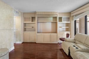 2808 N 46th Ave APT E650, Hollywood, FL 33021, - MLS#A11788494
