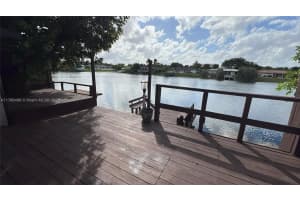 13922 Kendale Lakes Dr, Miami, FL 33183, Sold 07/18/25