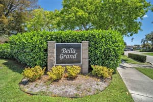 10457 Nw 8th St 105, Pembroke Pines