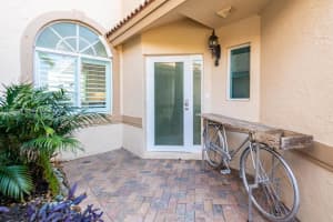 5134 Madison Lakes Cir W, Davie, FL 33328, Sold 06/05/25