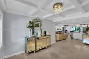 4251 SW 95th Ave, Miami, FL 33165, Sold 08/05/25
