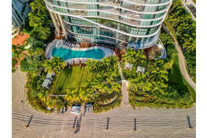 15701 Collins Ave Parking Tandem Sunny Isles Beach, FL 33160 - MLS#A11788743