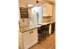 9410 N Hollybrook Lake Dr APT 103, Pembroke Pines, FL 33025, - MLS#A11788812