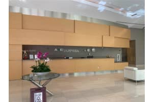 79 SW 12th St Apt 2703-S, Miami, FL 33130, - MLS#A11788822