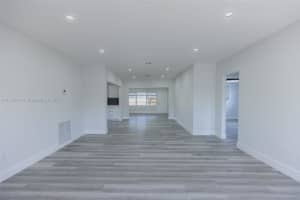 101 NW 62nd Ct, Miami, FL 33126, Sold 07/03/25