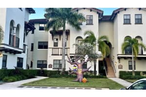 10620 Nw 88th St 205, Doral