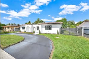 3420 SW 108th Ave, Miami, FL 33165, - MLS#A11788958