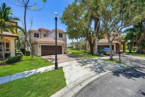 166 SE 22nd Ave, Homestead, FL 33033, Sold 08/22/25