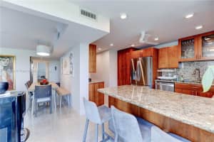 609 Ocean Dr APT 6H, Key Biscayne, FL 33149, - MLS#A11788982