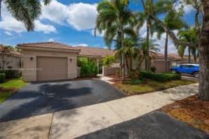 2086 N Borealis Way Weston, FL 33327 - MLS#A11788987