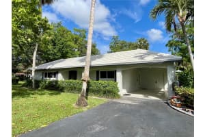 1130 W Cypress Dr V-16, Pompano Beach, FL 33069 - MLS#A11789005