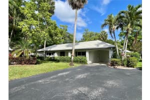 1130 W Cypress Dr V-16, Pompano Beach, FL 33069 - MLS#A11789005