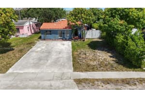1679 NE 181st St, North Miami Beach, FL 33162, - MLS#A11789008