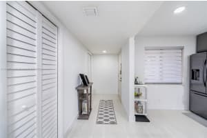 413 Lakeview Dr, Weston, FL 33326, Sold 05/30/25