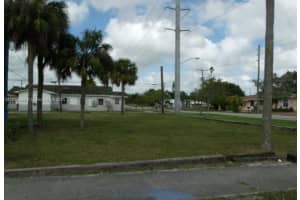 ** Freedom St Hollywood, FL 33020 Sold 09/12/25