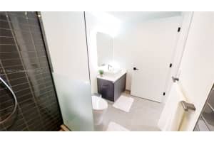 227 NE 2nd St 2901, Miami, FL 33132 - MLS#A11789077