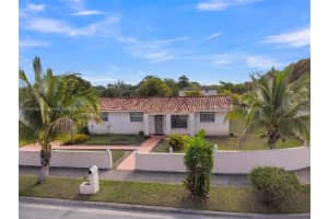 17855 Sw 105th Ave, Miami