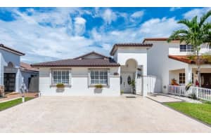 8981 NW 112th St, Hialeah Gardens, FL 33018, Sold 06/06/25